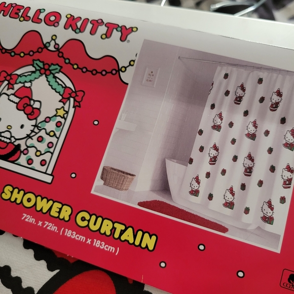 Hello Kitty Blanket Bundle - Picture 7 of 7